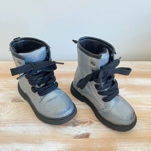 Doc Martin’s style boots toddler Size 8